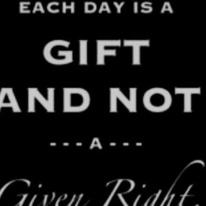 Meet your Posher, Mariel